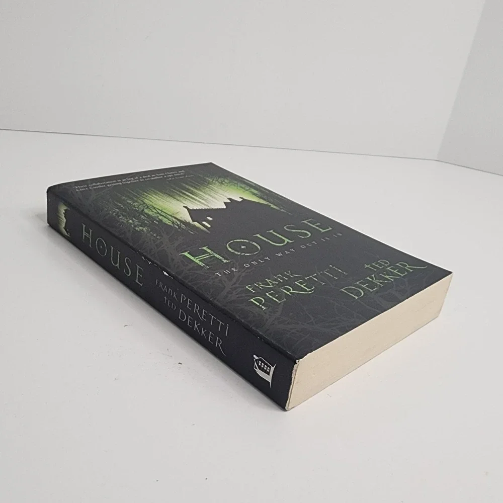 House The Only Way Out Is In Frank Peretti Ted Dekker‎ Christian Suspense Novel
